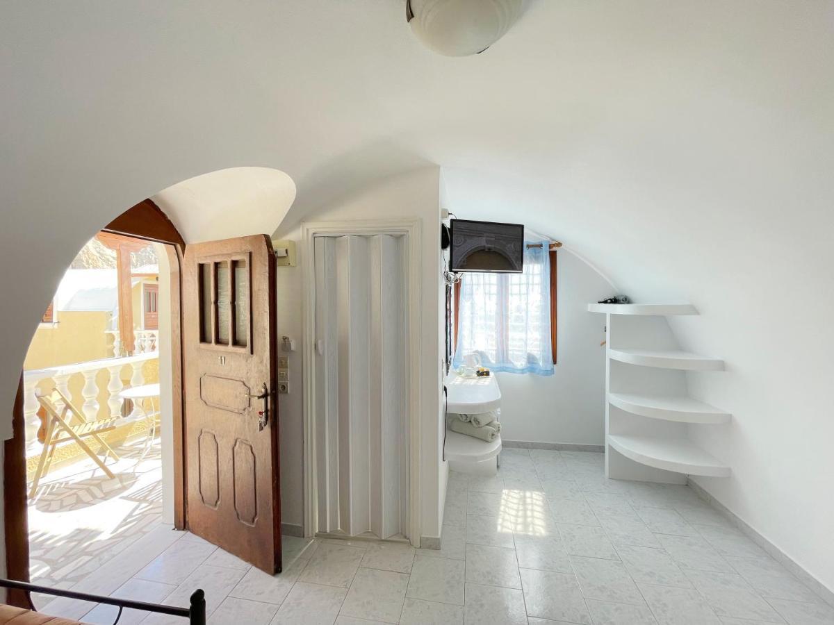 Villa Dima Períssa Extérieur photo