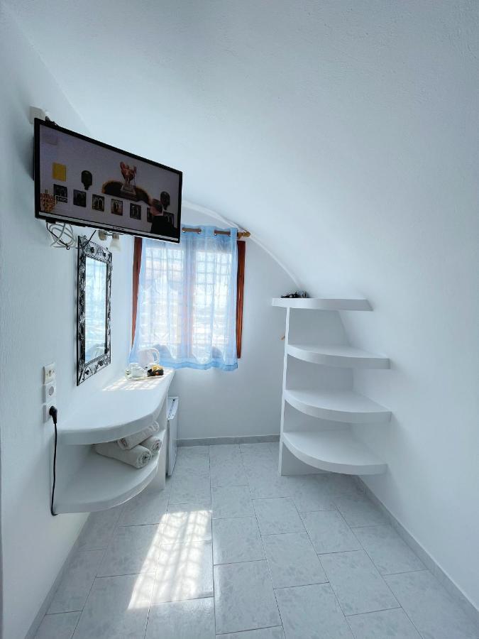 Villa Dima Períssa Extérieur photo