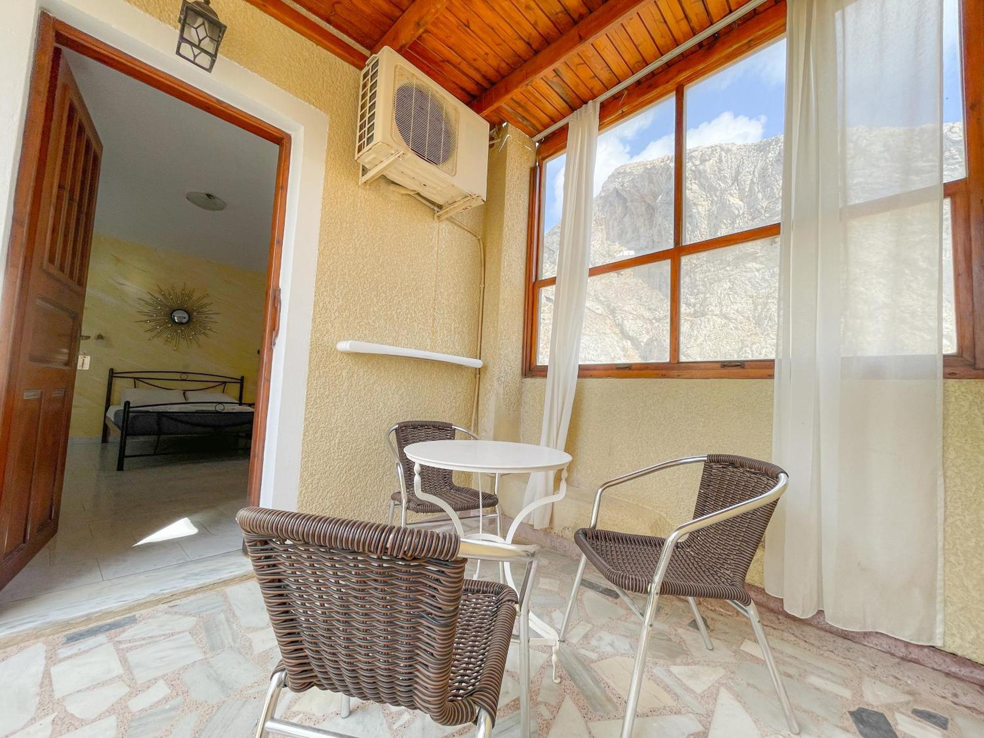 Villa Dima Períssa Extérieur photo